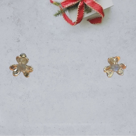 Silver Filled Flower and Moissanite Stone Earrings - Picture 2 of 6